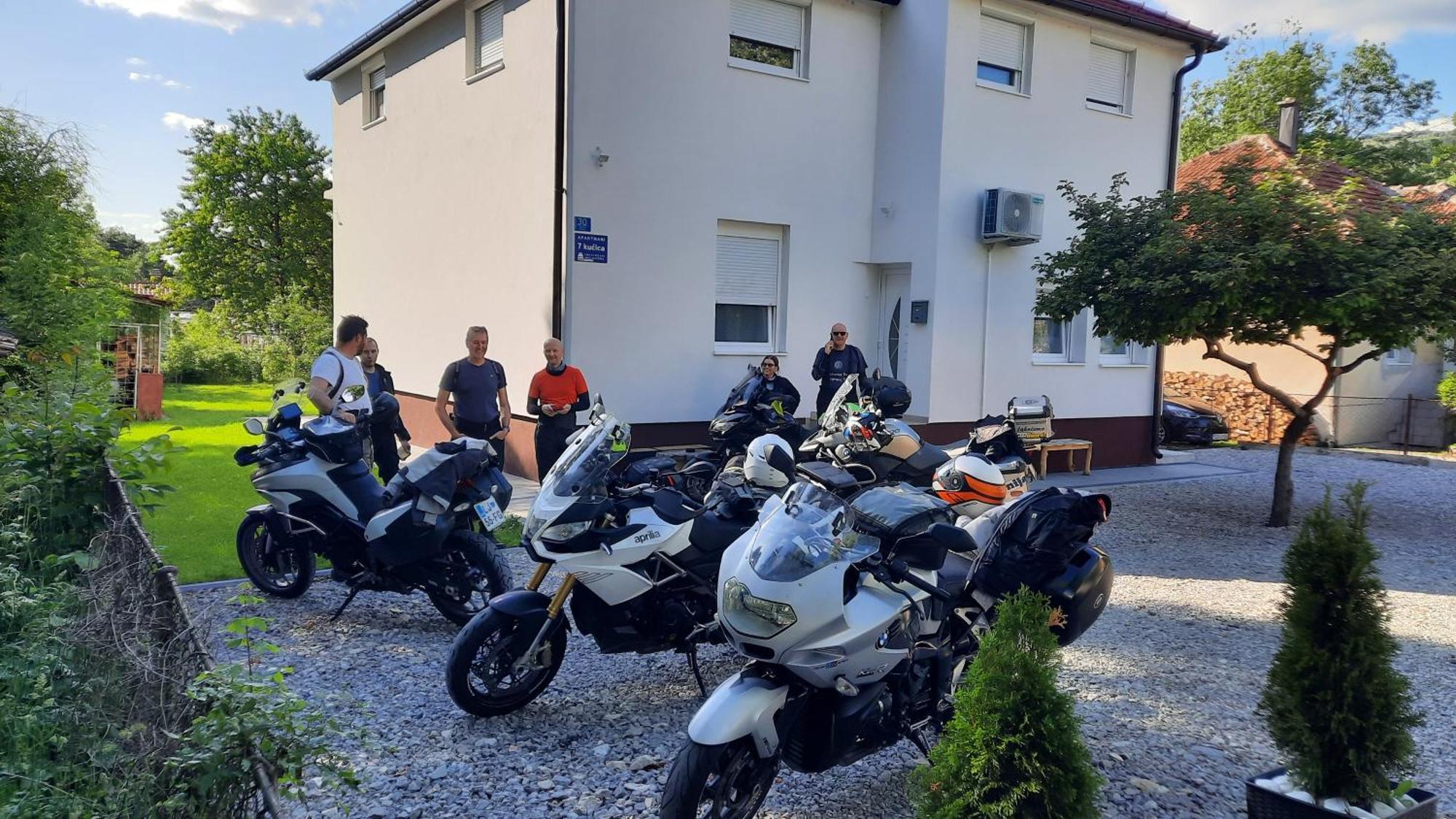 7 Kucica Apartment Livno